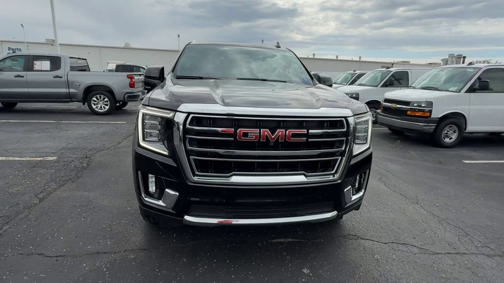 Used 2021 GMC Yukon SLT w/ SLT Premium Package AWD/4WD image 3