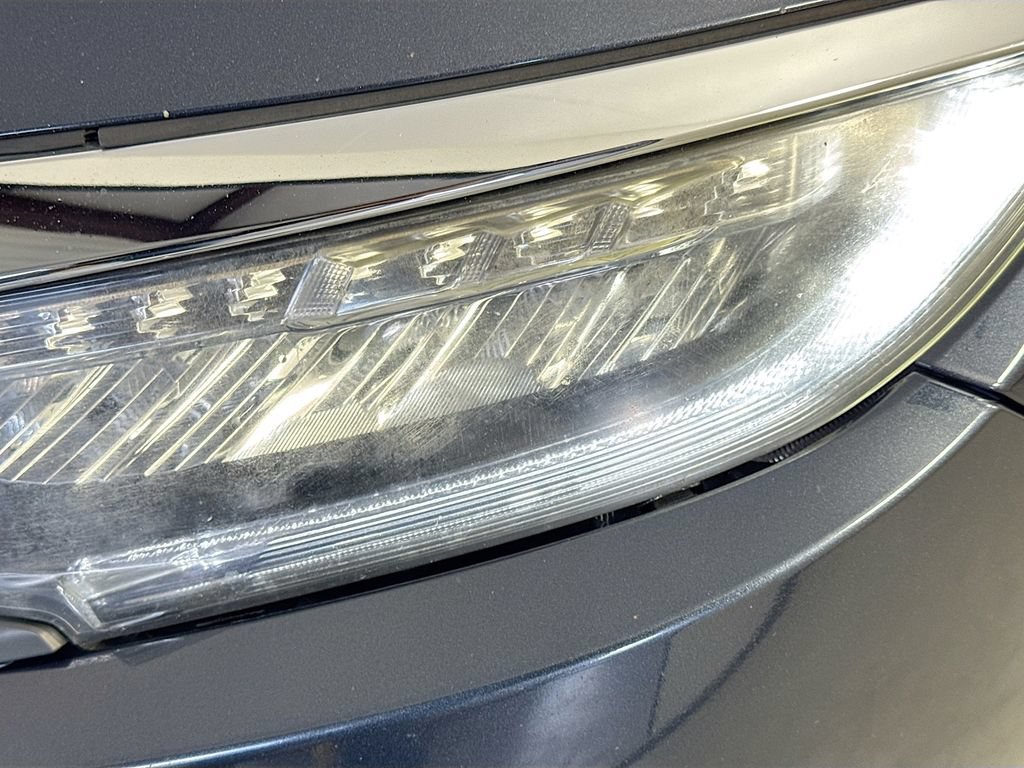 Used 2017 Honda Civic Touring image 41