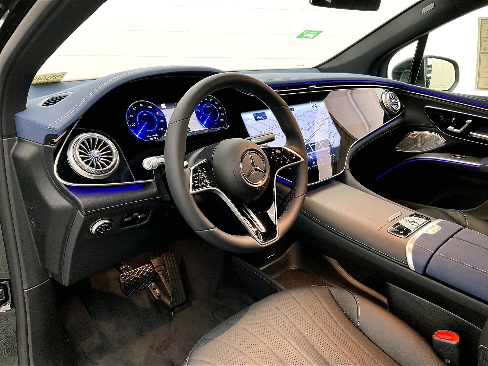 New 2026 Mercedes-Benz EQS 400 4MATIC SUV image 6