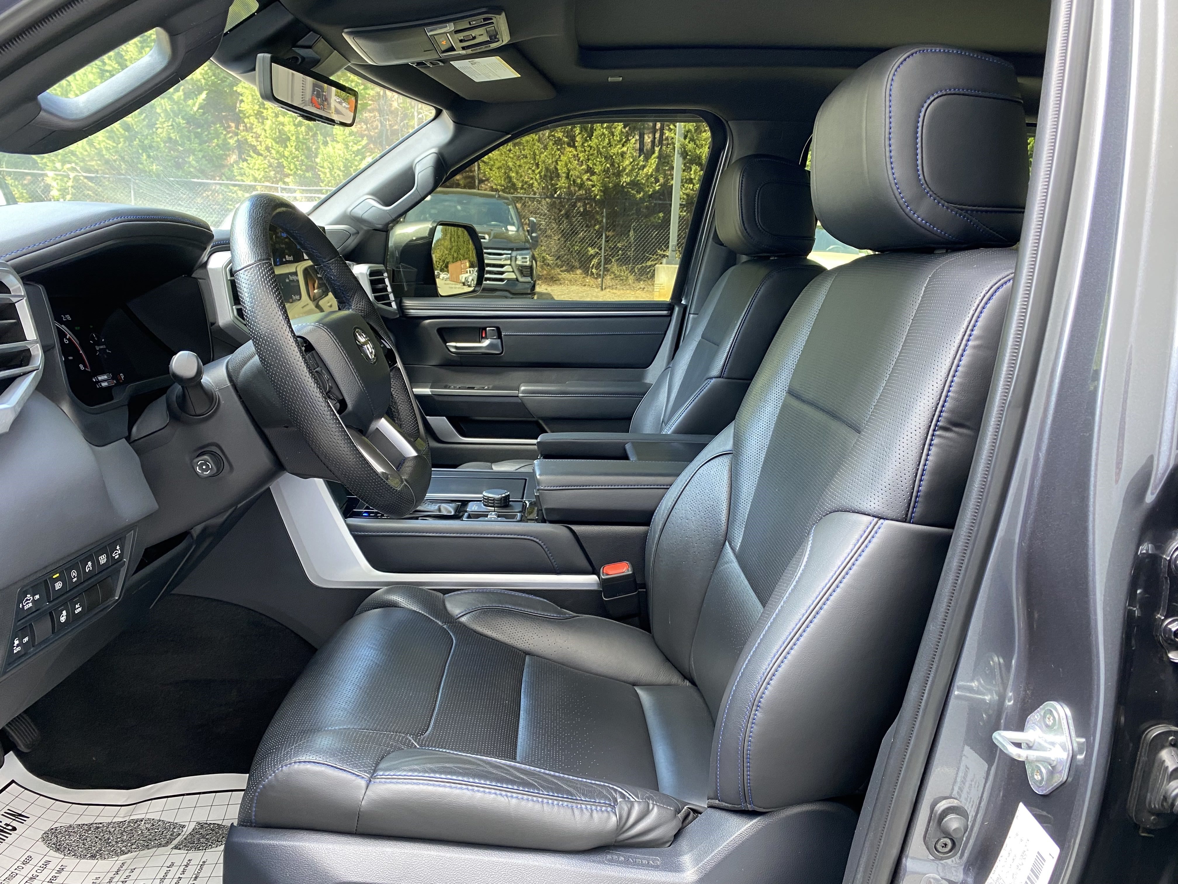 Used 2024 Toyota Tundra Platinum AWD/4WD image 16