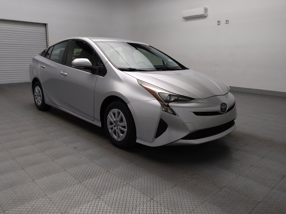 Used 2017 Toyota Prius Two w/ Carpet Mat Package image 13