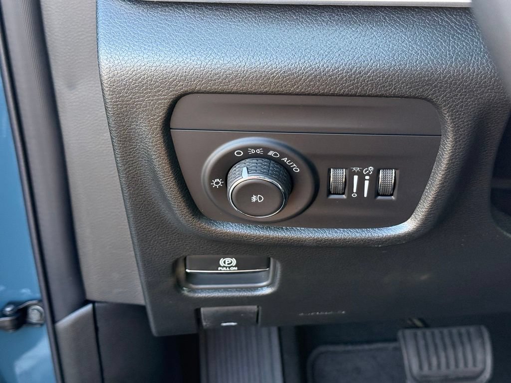 New 2027 Jeep Grand Cherokee L Limited w/ Limited Altitude Package AWD/4WD image 17