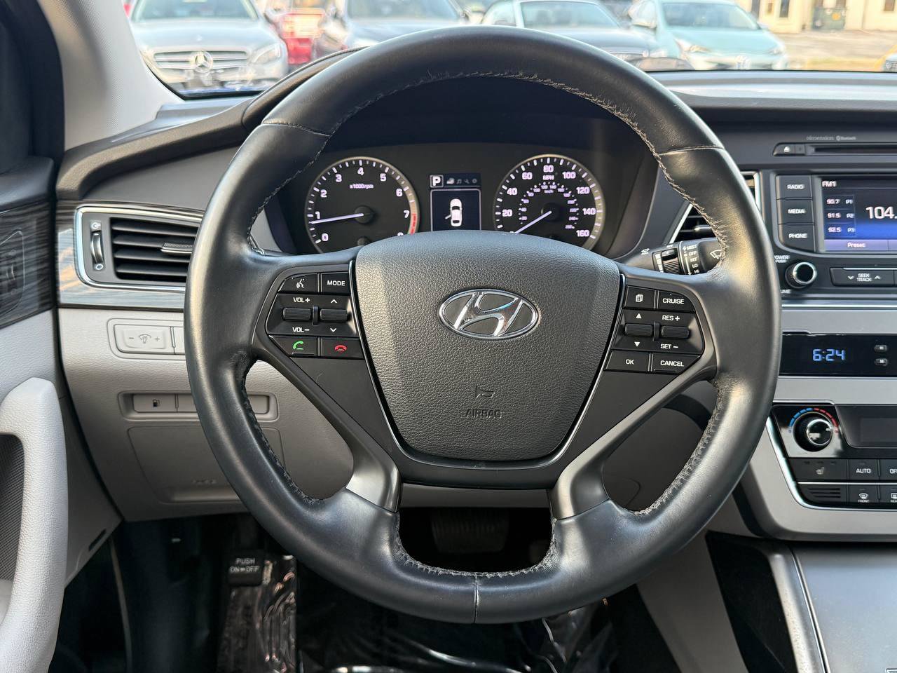 Used 2015 Hyundai Sonata Limited FWD image 43