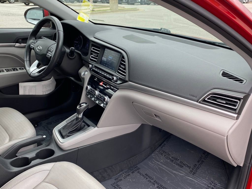 Used 2020 Hyundai Elantra Limited image 31