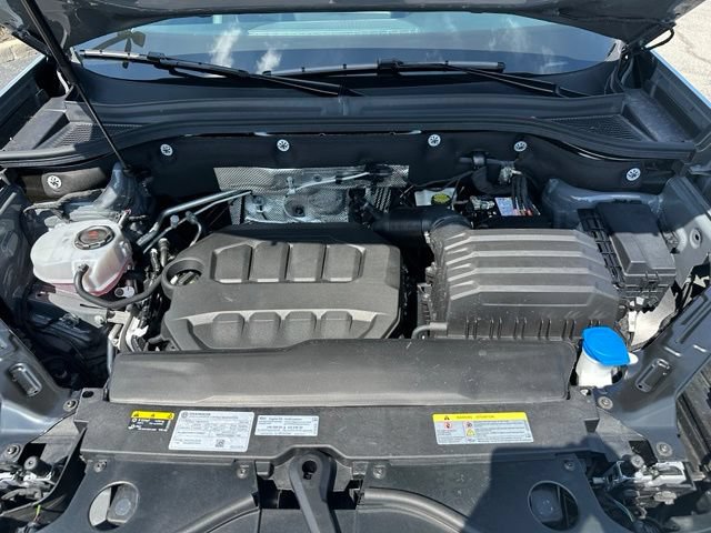 Used 2025 Volkswagen Atlas SE AWD/4WD image 12