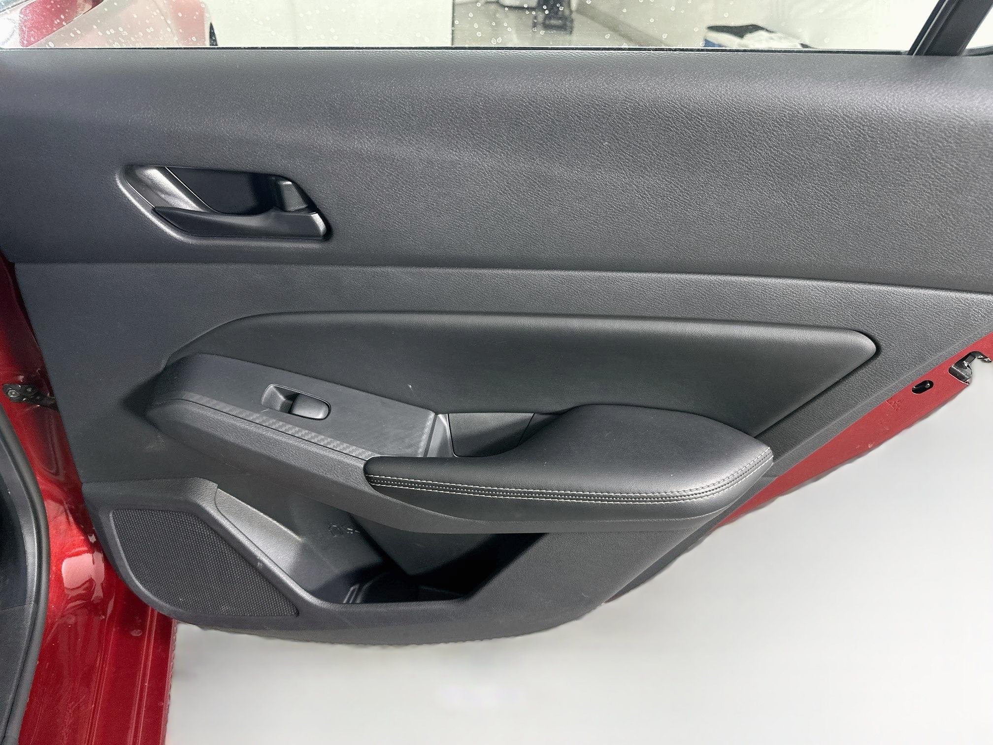 Used 2024 Nissan Altima 2.5 SV FWD image 27
