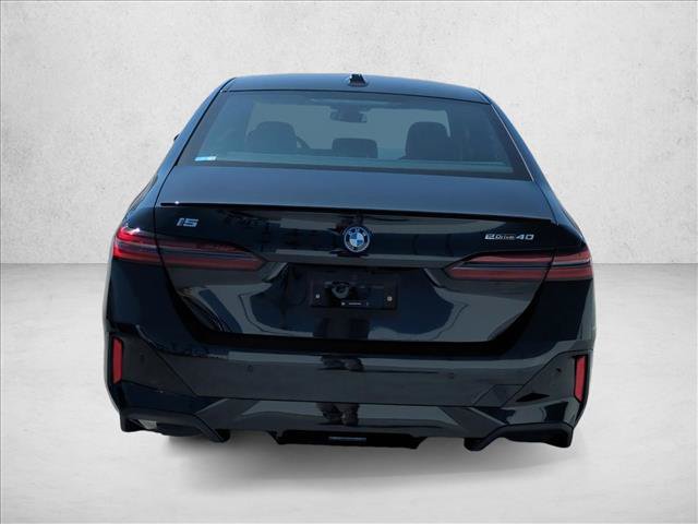 New 2027 BMW i5 eDrive40 w/ M Sport Package RWD image 8