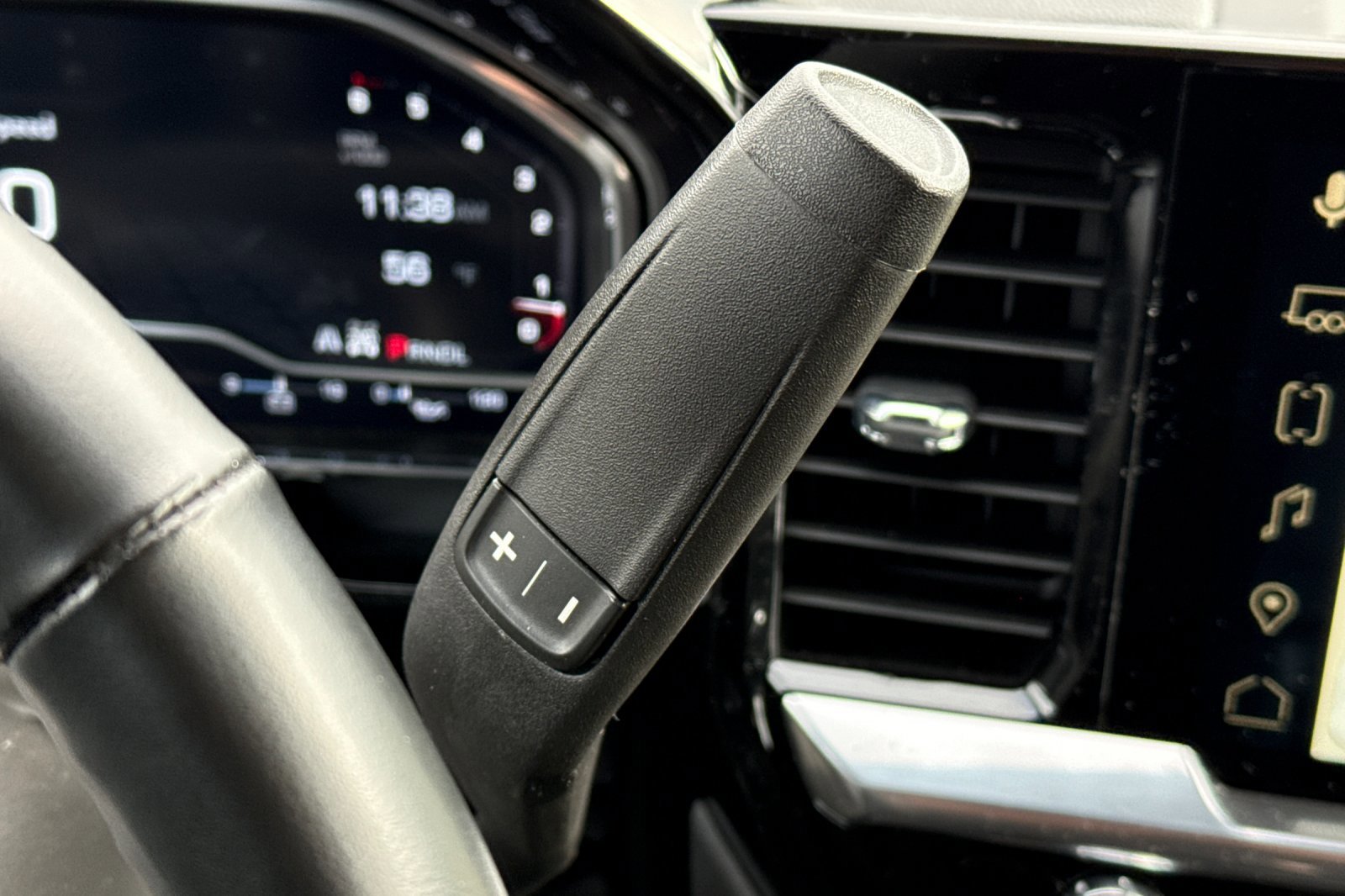 Used 2023 GMC Sierra 1500 Elevation image 27