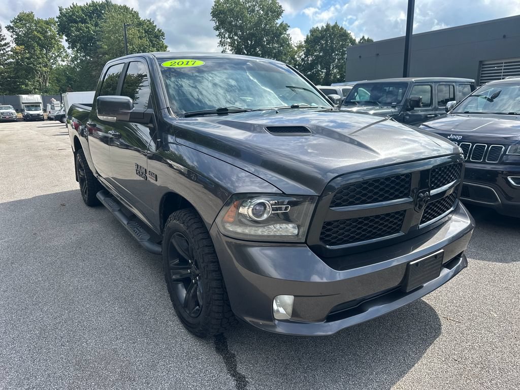 Used 2017 RAM 1500 Sport w/ Quick Order Package 26Q Night AWD/4WD image 4