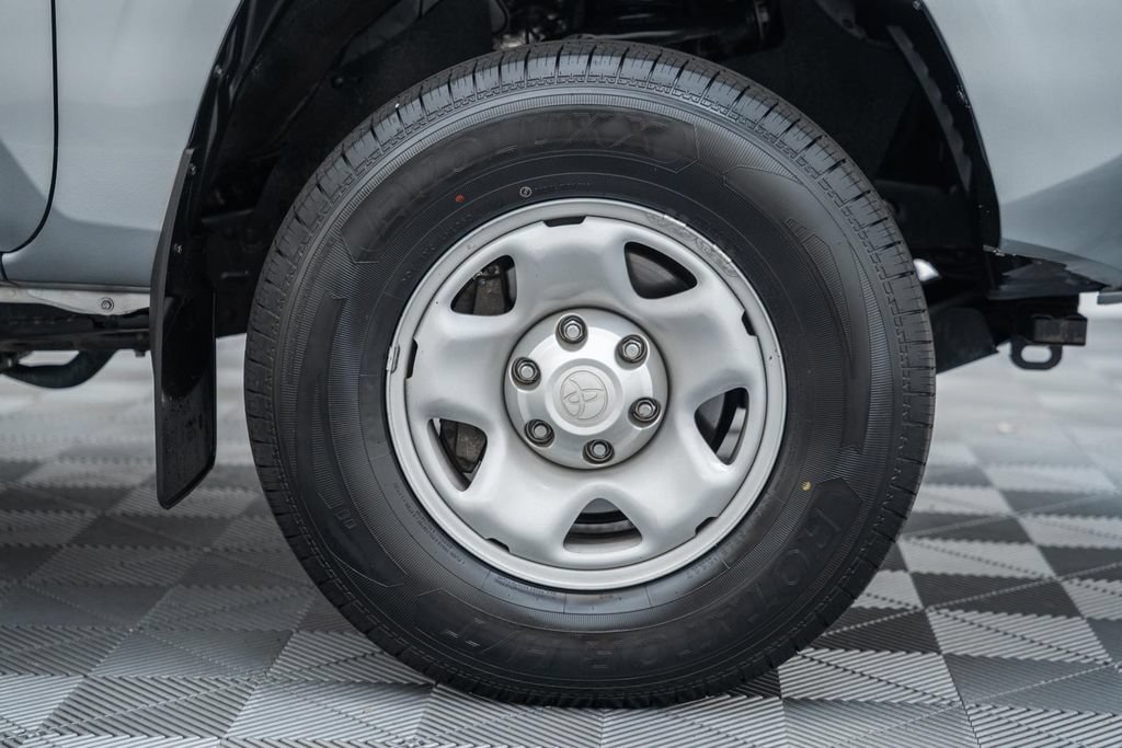 Certified 2023 Toyota Tacoma SR AWD/4WD image 17