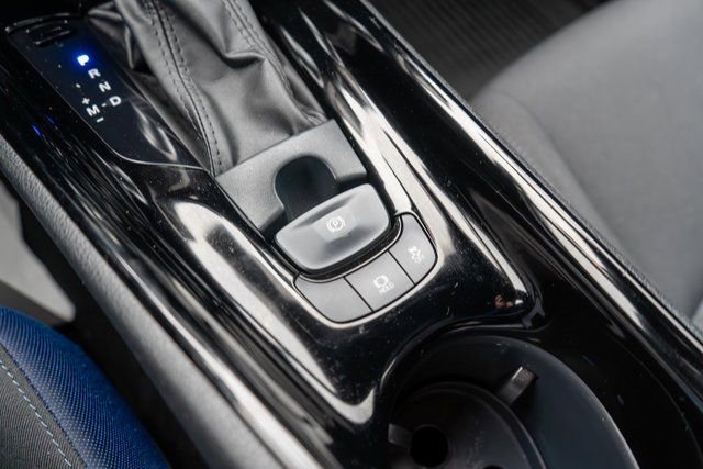 Used 2022 Toyota C-HR XLE FWD image 21