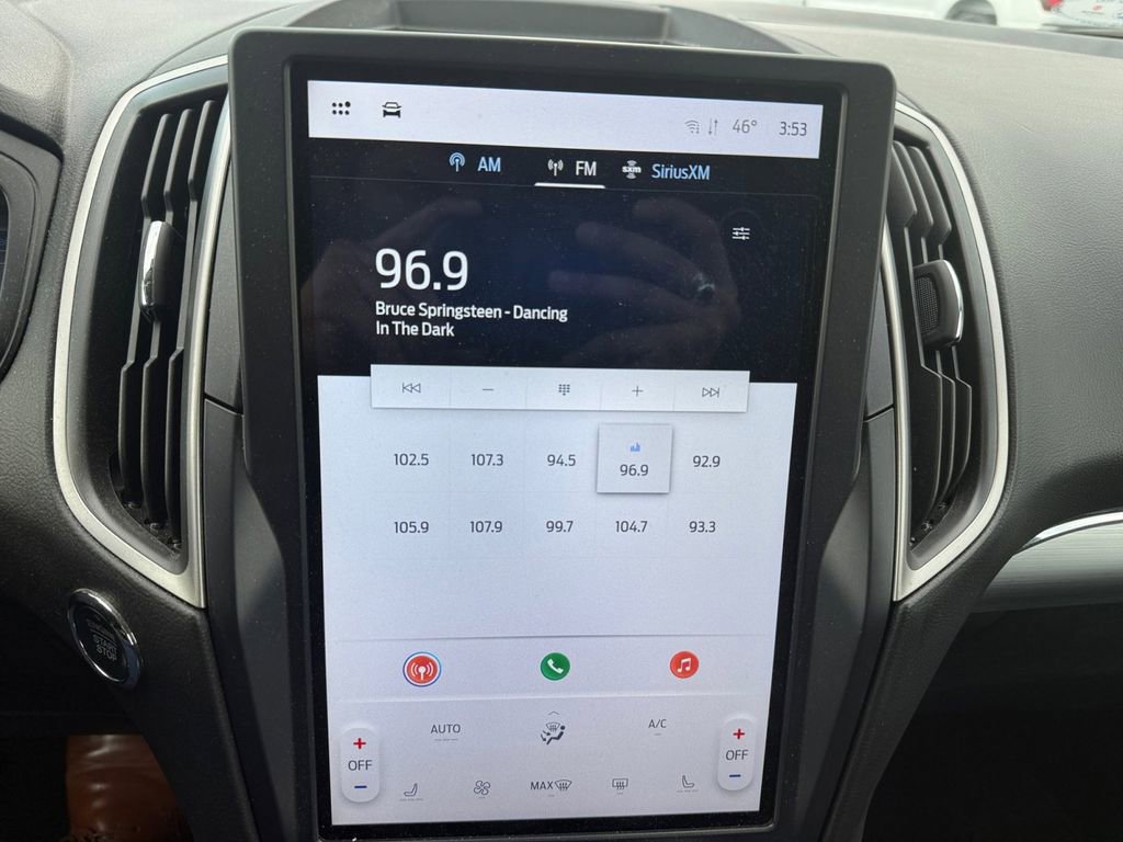 Used 2022 Ford Edge SEL w/ Convenience Package image 17