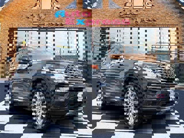 Used 2020 Ford Explorer Limited image 1