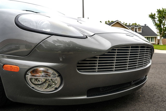 Used 2002 Aston Martin Vanquish RWD image 59