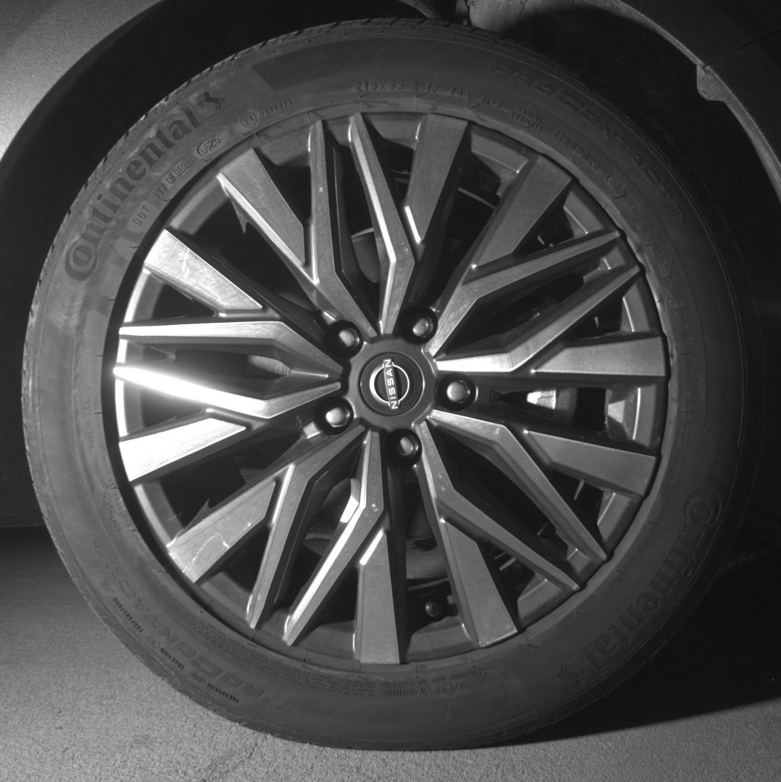 Used 2025 Nissan Altima 2.5 SV FWD image 16