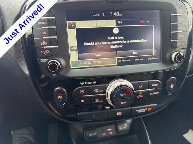 Used 2015 Kia Soul ! w/ Sun & Sound Package FWD image 13