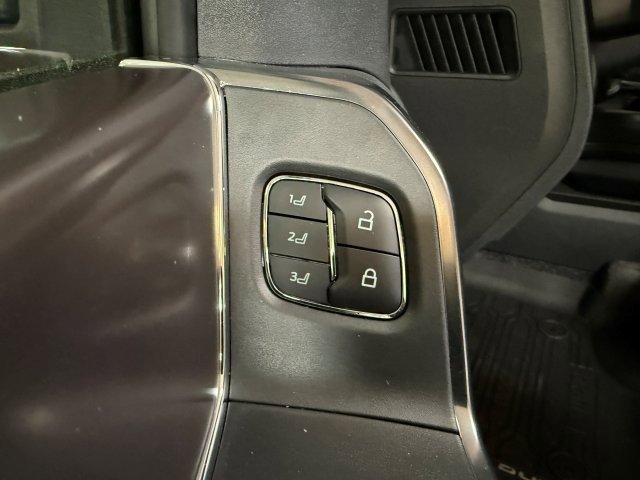 New 2026 Ford F350 Platinum image 13