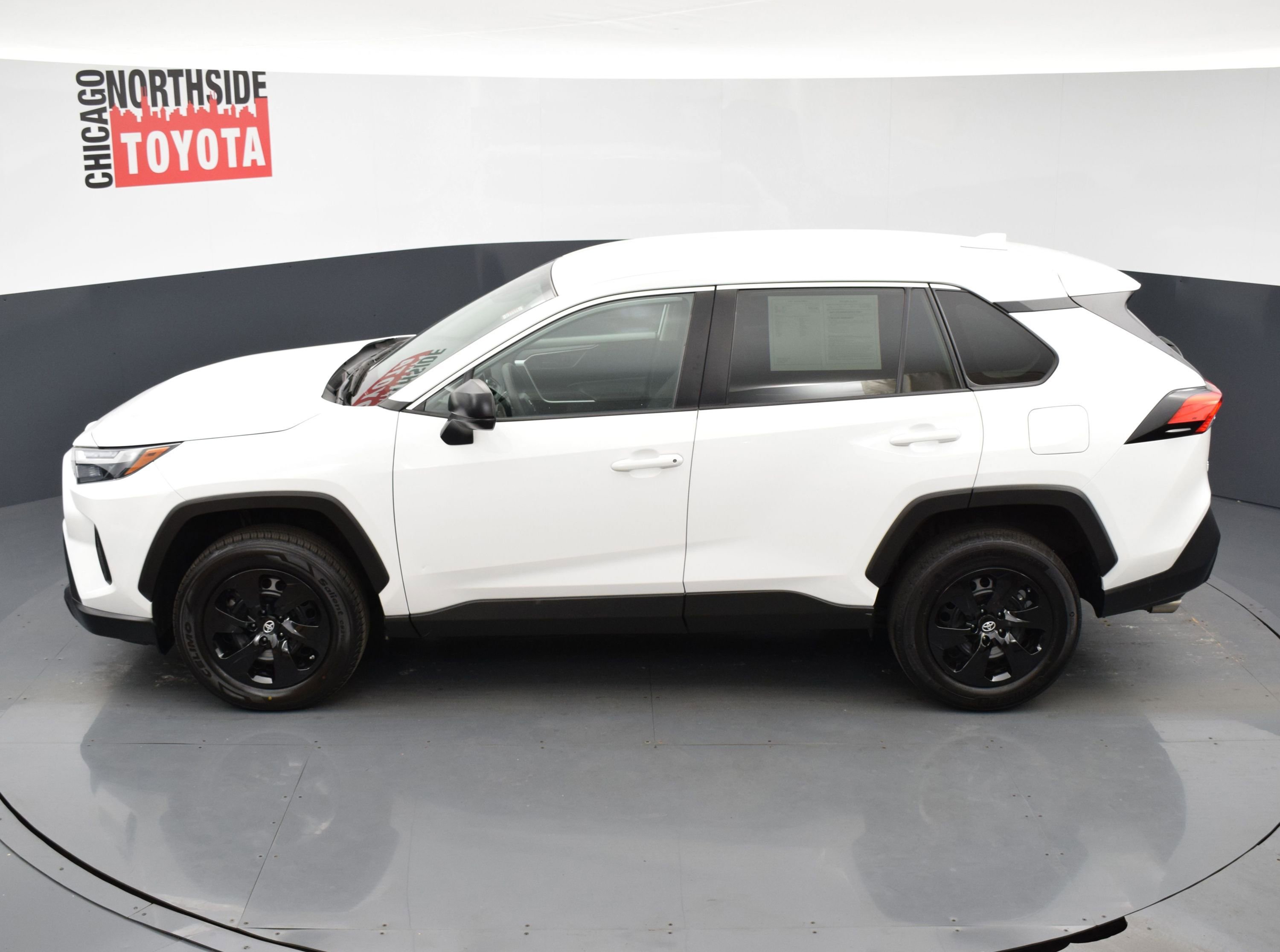Used 2024 Toyota RAV4 LE image 17