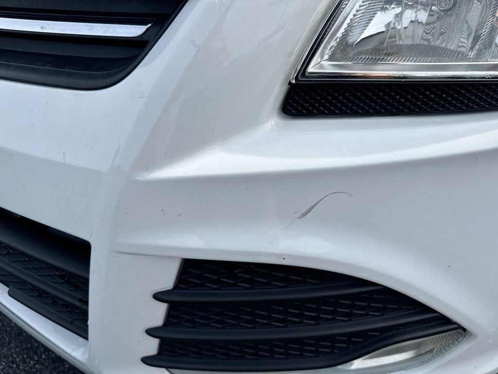 Used 2014 Ford Escape SE w/ Equipment Group 201A FWD image 29