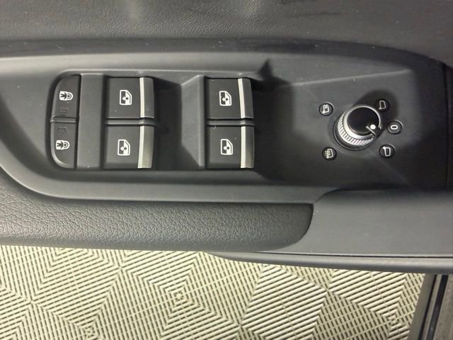 Used 2023 Audi Q5 2.0T Premium w/ Convenience Package image 19