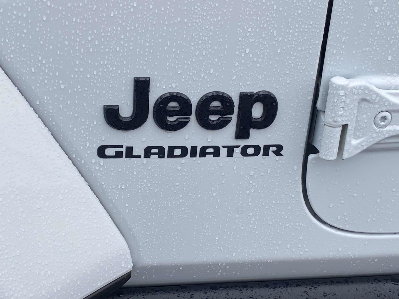Certified 2021 Jeep Gladiator Willys image 25