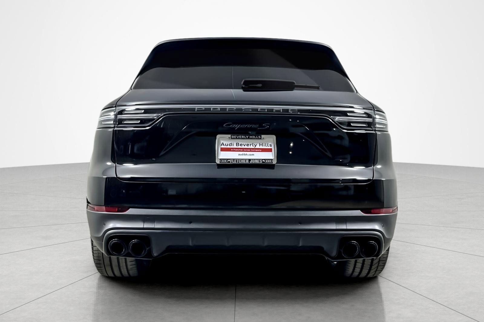 Used 2023 Porsche Cayenne S image 4