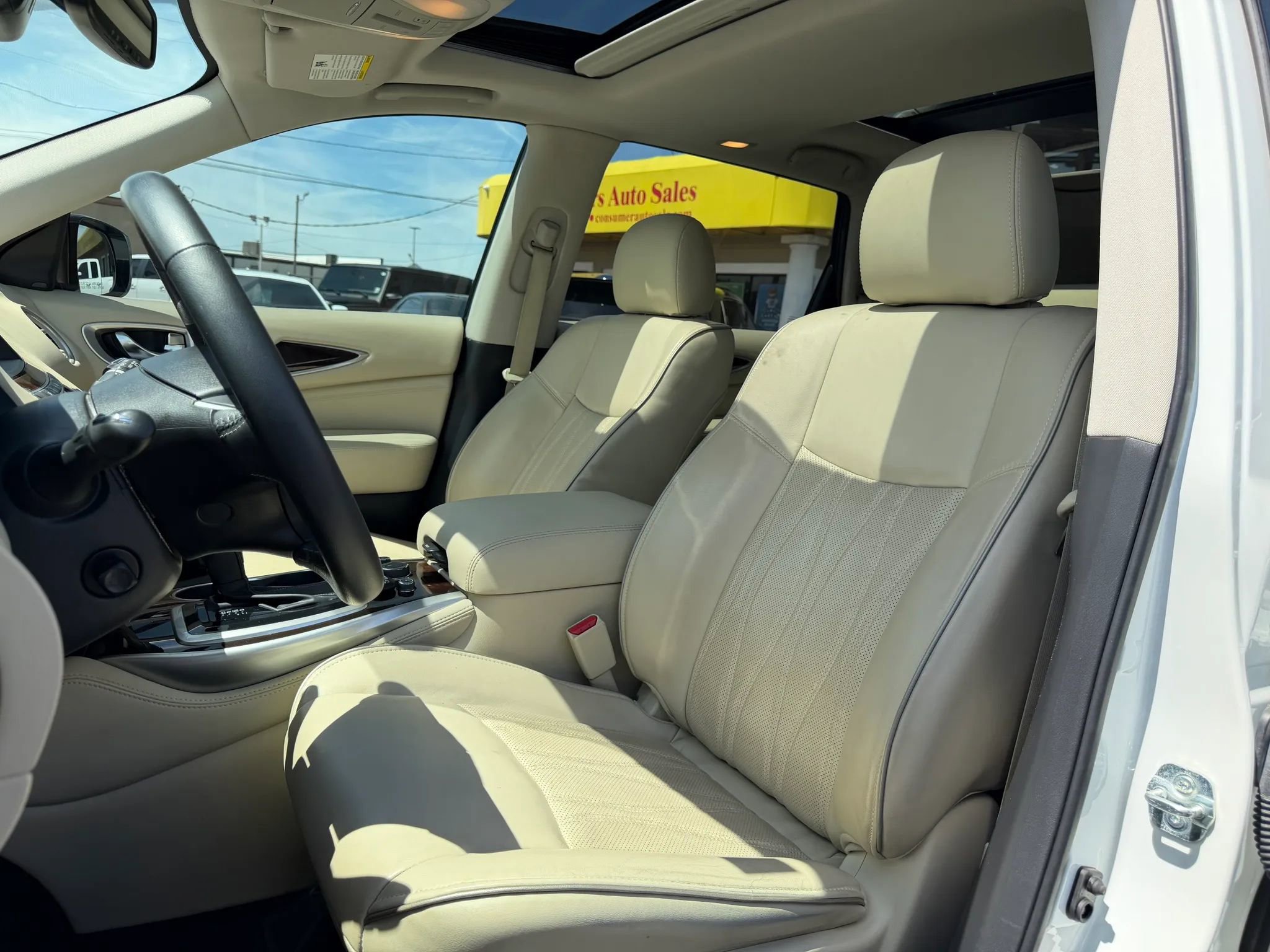 Used 2020 INFINITI QX60 Luxe w/ Sensory Package AWD/4WD image 7