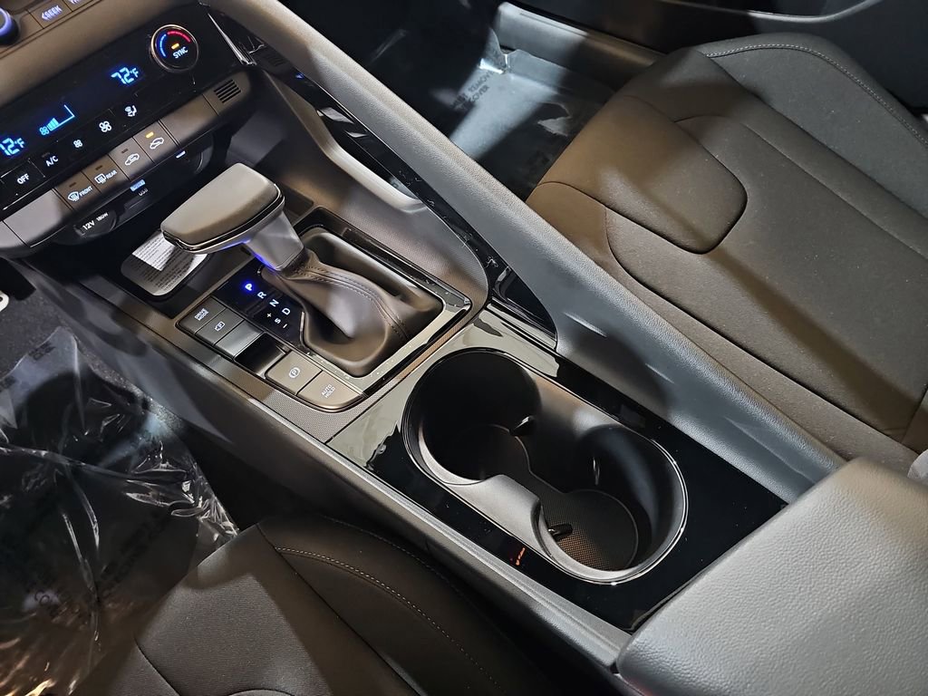 New 2026 Hyundai Elantra Sport image 23