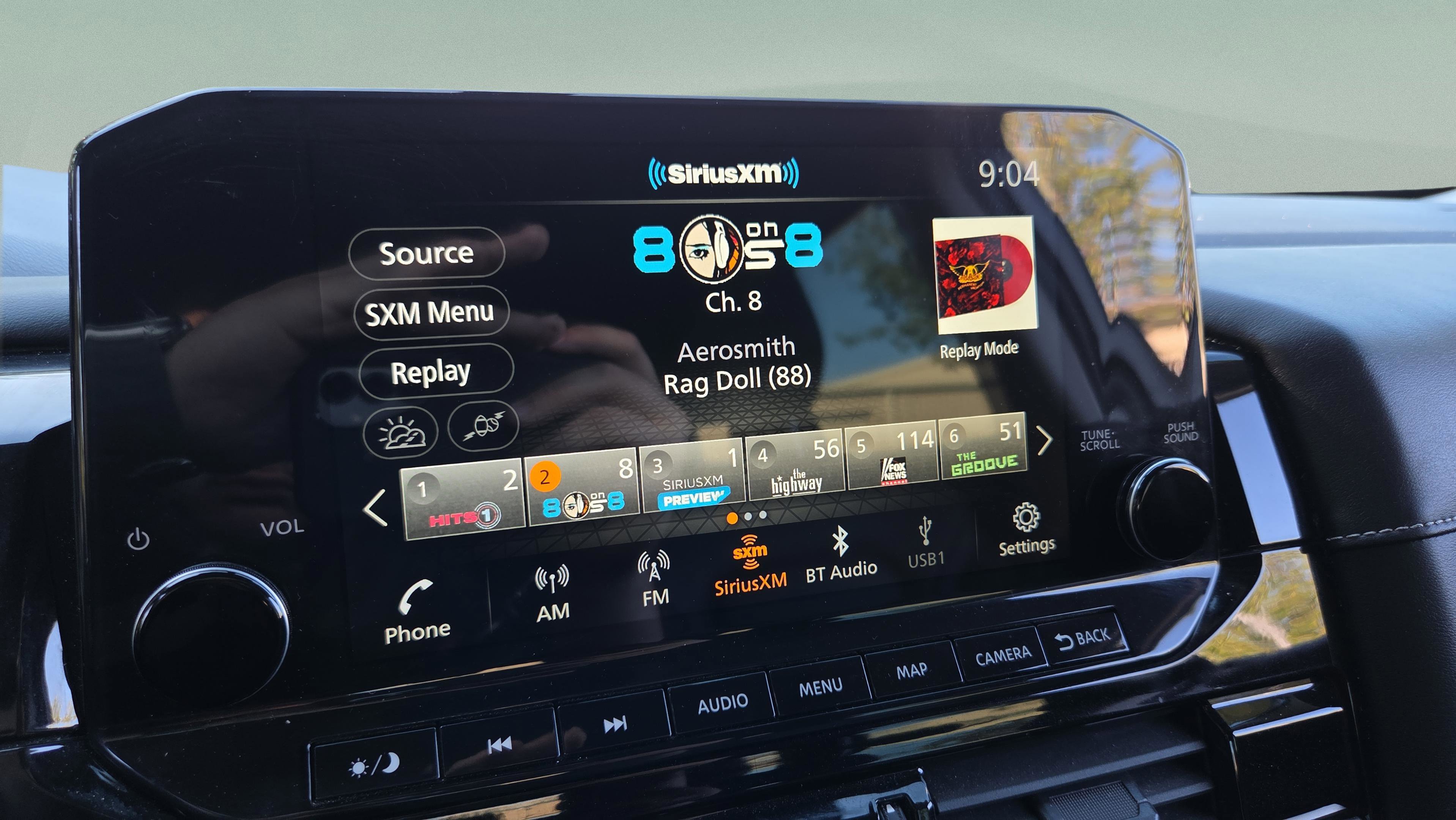 Used 2023 Nissan Pathfinder SL w/ SL Premium Package FWD image 19