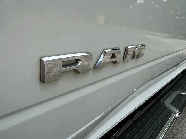 Used 2022 RAM 3500 Big Horn w/ Level A Equipment Group RWD image 10