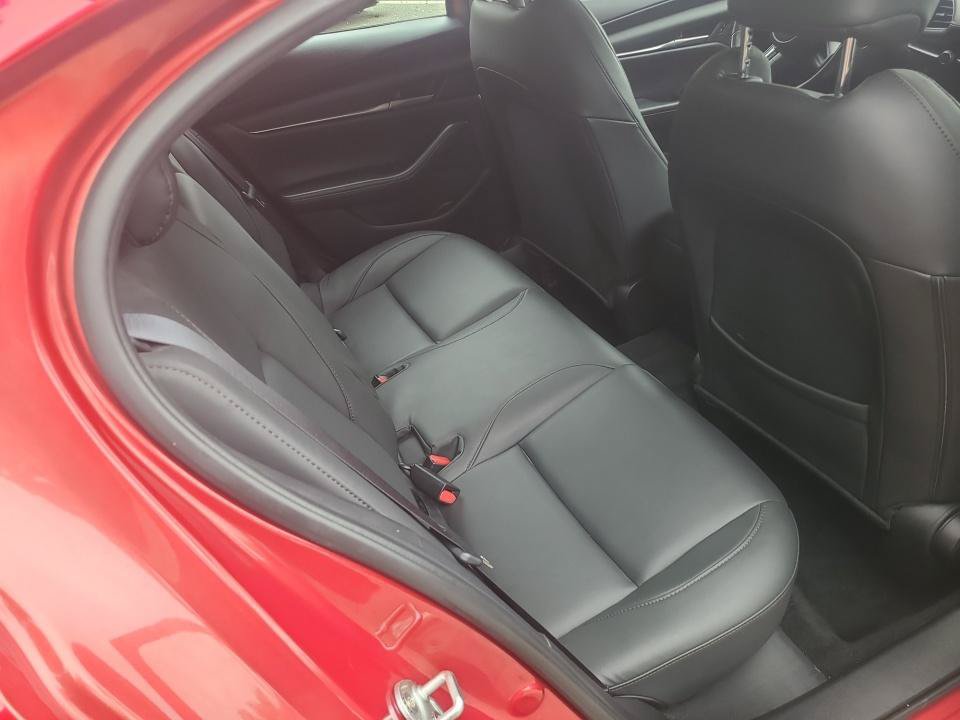 Used 2023 MAZDA MAZDA3 s FWD image 29