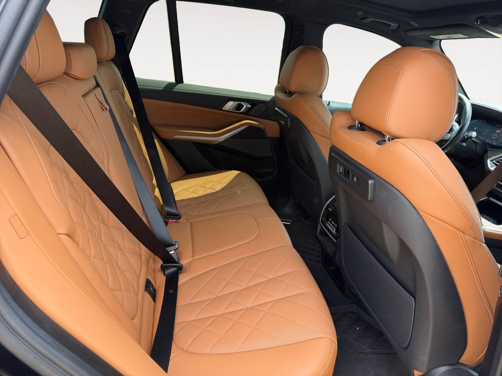Used 2023 BMW X5 xDrive40i w/ Premium Package AWD/4WD image 13