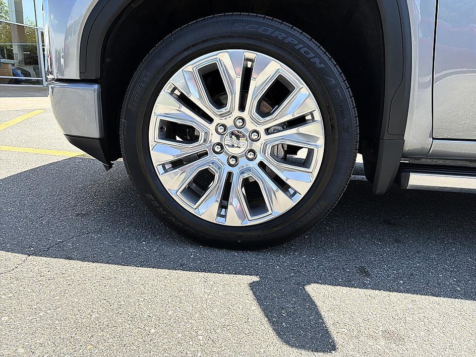 Used 2022 GMC Sierra 1500 Denali w/ Denali Reserve Package AWD/4WD image 10