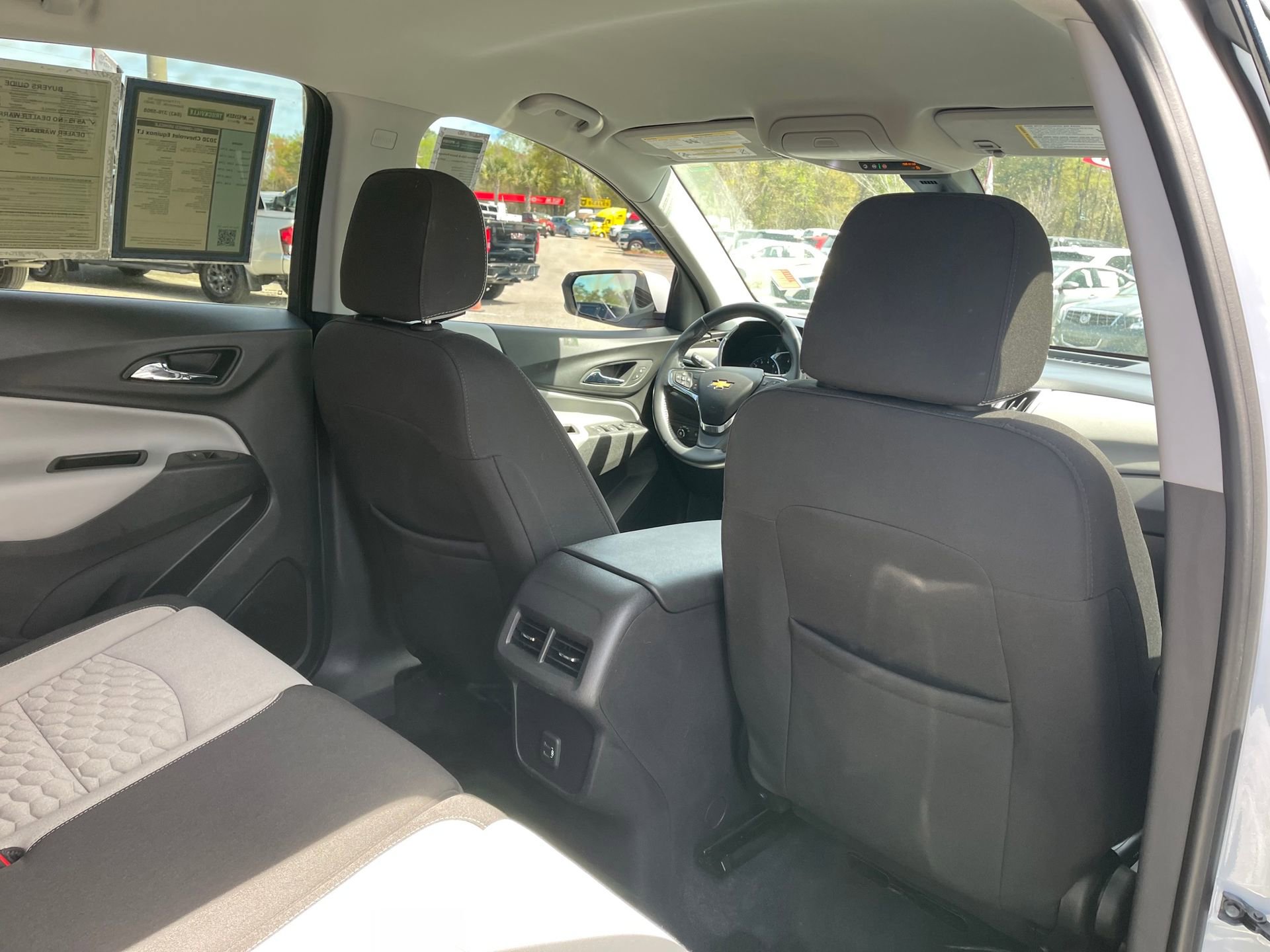 Used 2020 Chevrolet Equinox LT FWD image 26