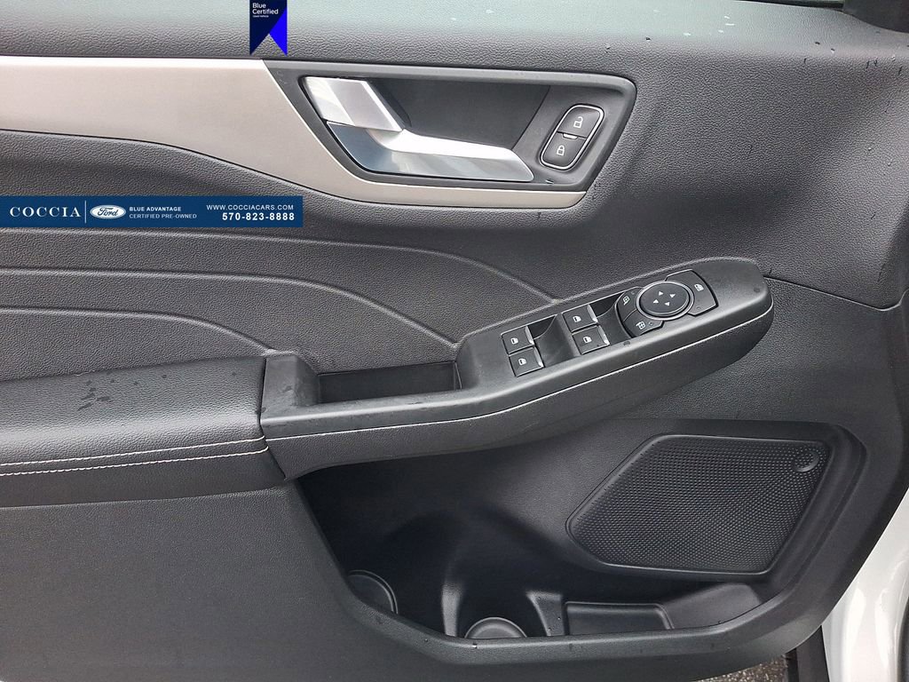 Certified 2022 Ford Escape SEL image 12