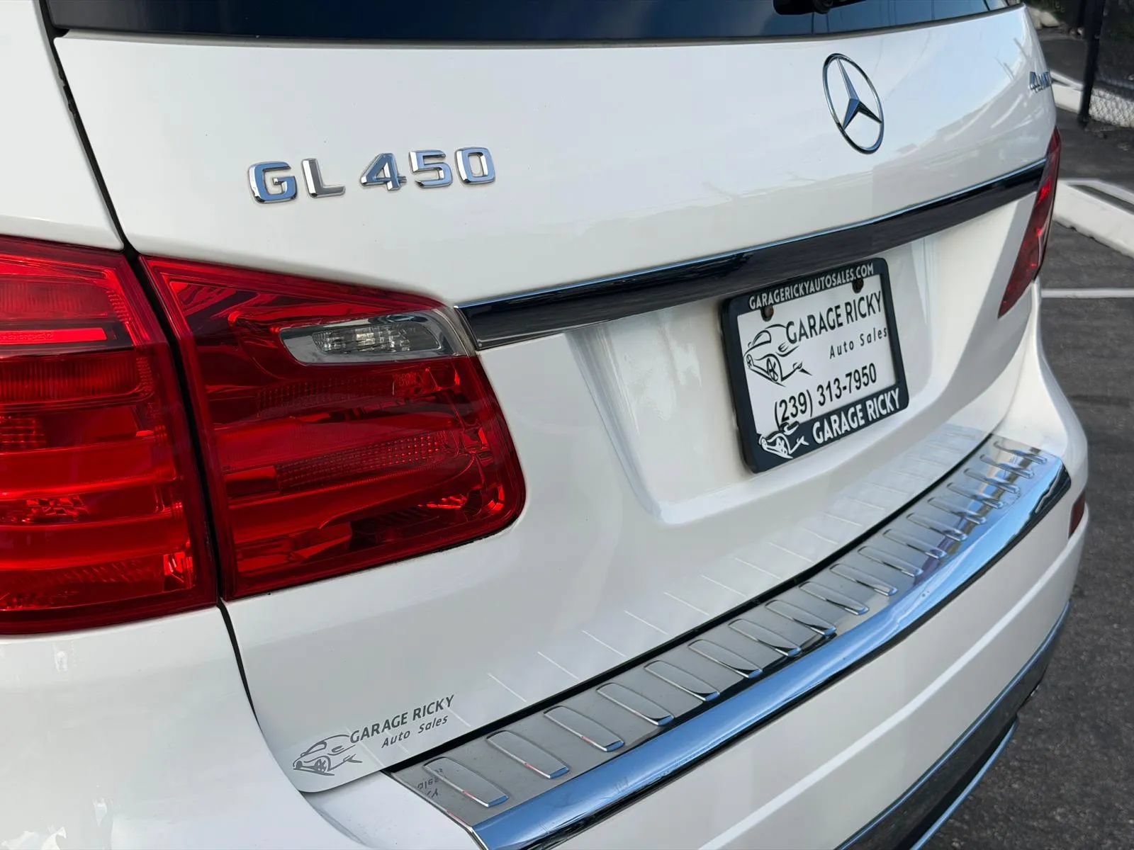 Used 2016 Mercedes-Benz GL 450 4MATIC w/ Premium I Package image 47