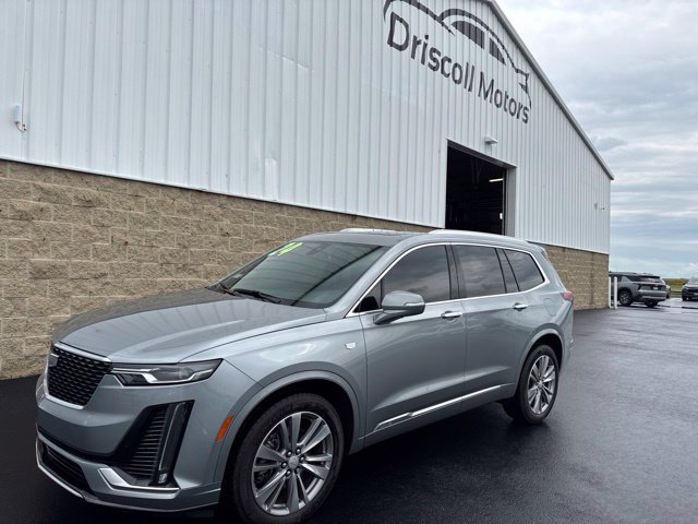 Used 2024 Cadillac XT6 Premium Luxury AWD/4WD image 2