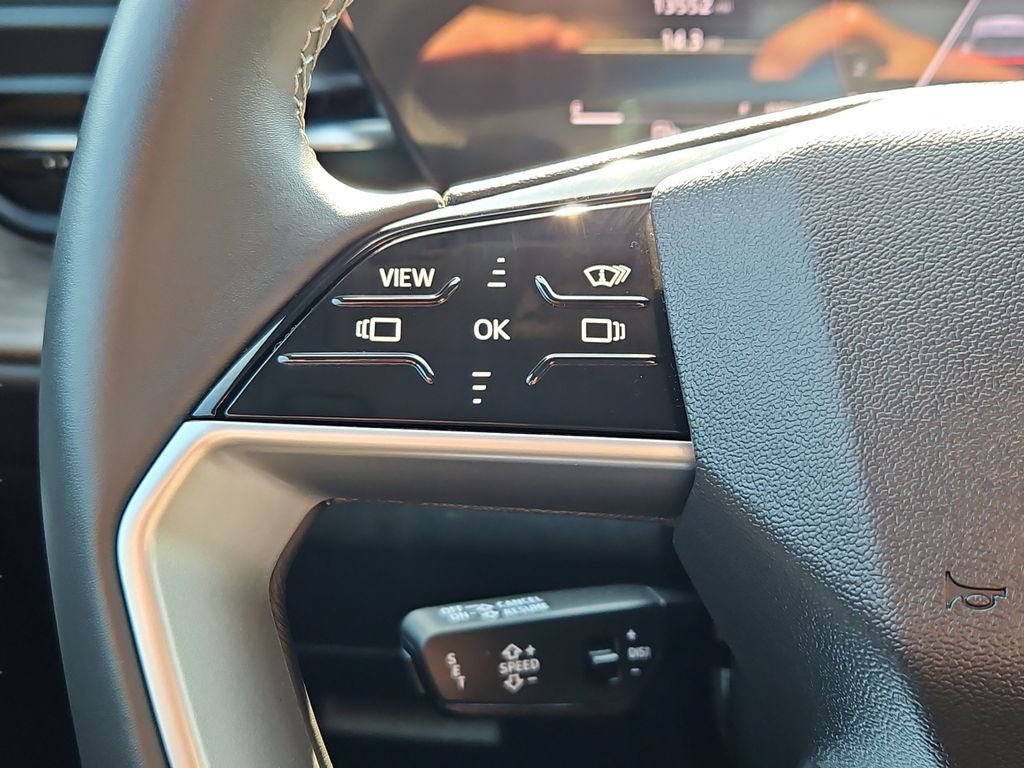 Certified 2025 Audi Q5 Premium Plus w/ Premium Plus AWD/4WD image 29
