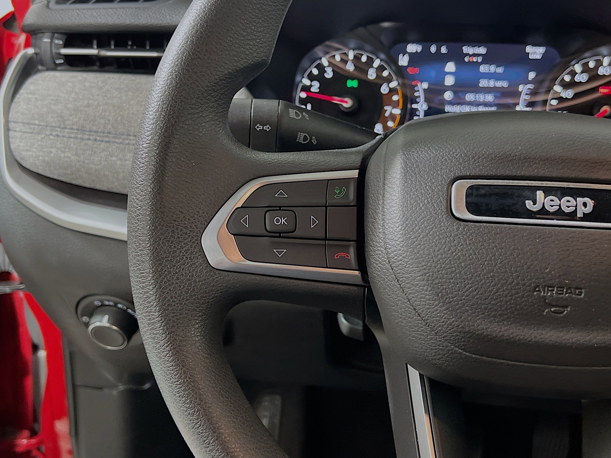 Used 2023 Jeep Compass Sport image 19