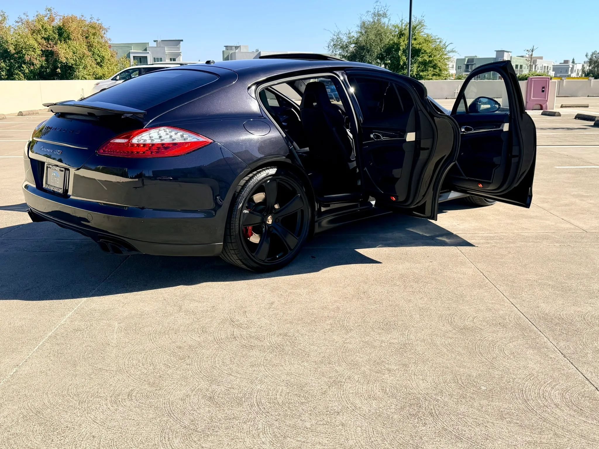 Used 2013 Porsche Panamera GTS AWD/4WD image 66
