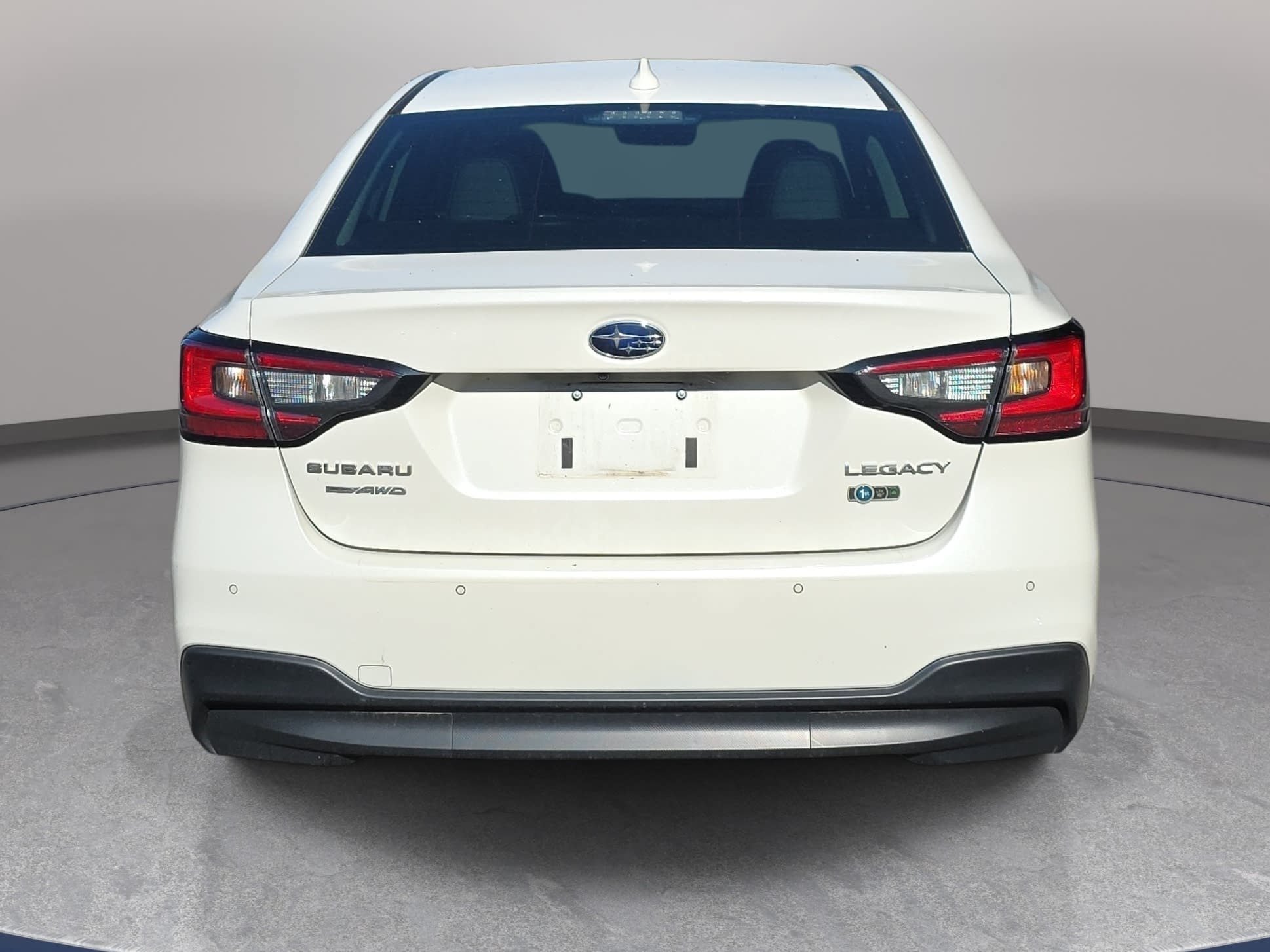 Used 2024 Subaru Legacy Limited AWD/4WD image 2