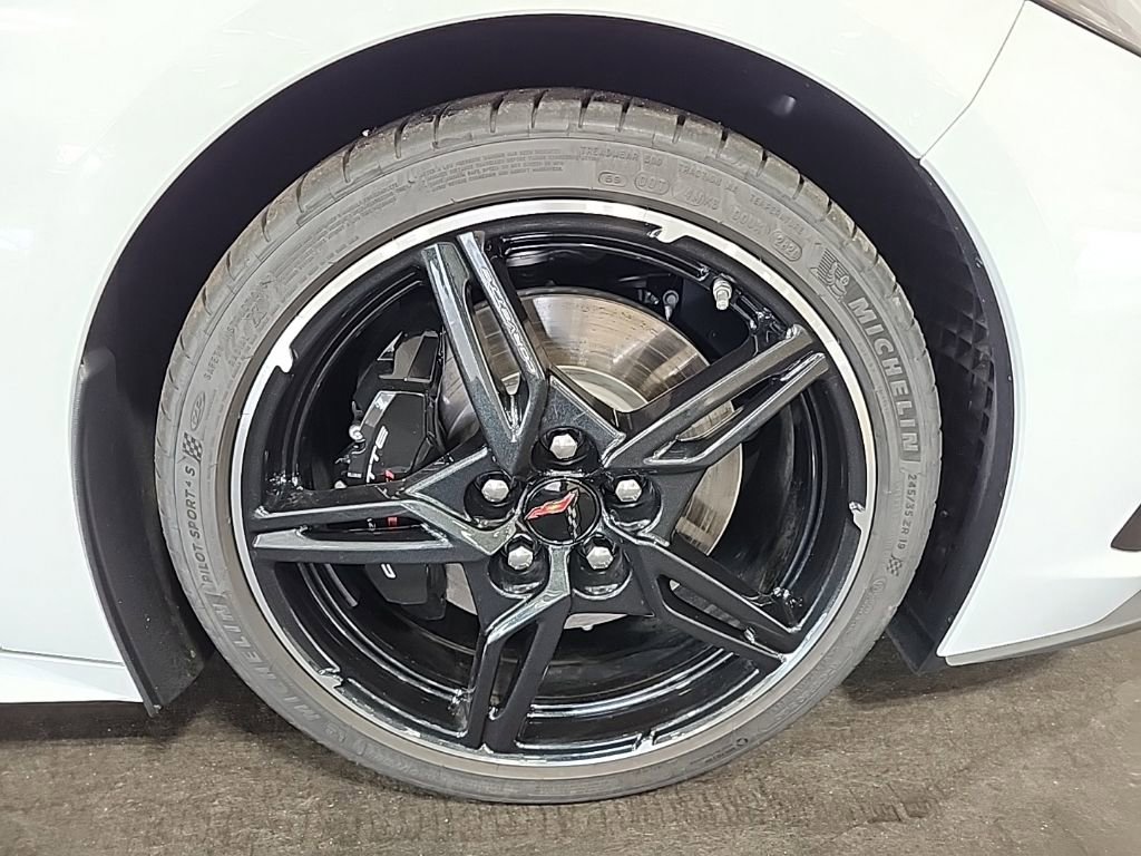 Certified 2020 Chevrolet Corvette Stingray Preferred Cpe w/ 2LT Preferred Equipment Group RWD image 17