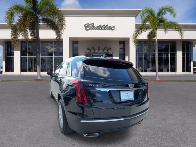 Certified 2023 Cadillac XT5 Luxury w/ LPO, Floor Liner Package FWD image 11