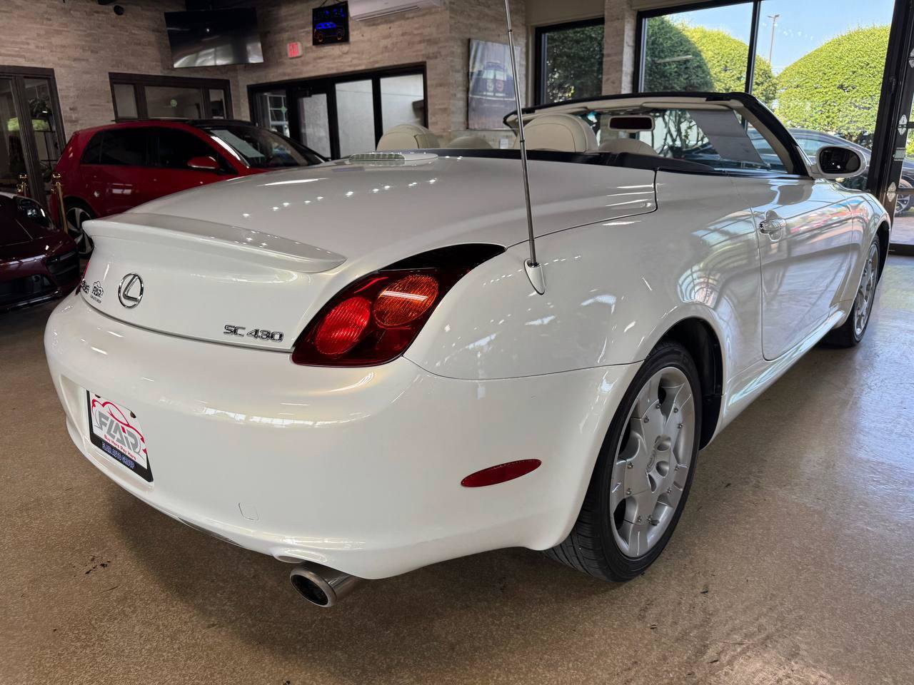 Used 2004 Lexus SC 430 Convertible RWD image 45