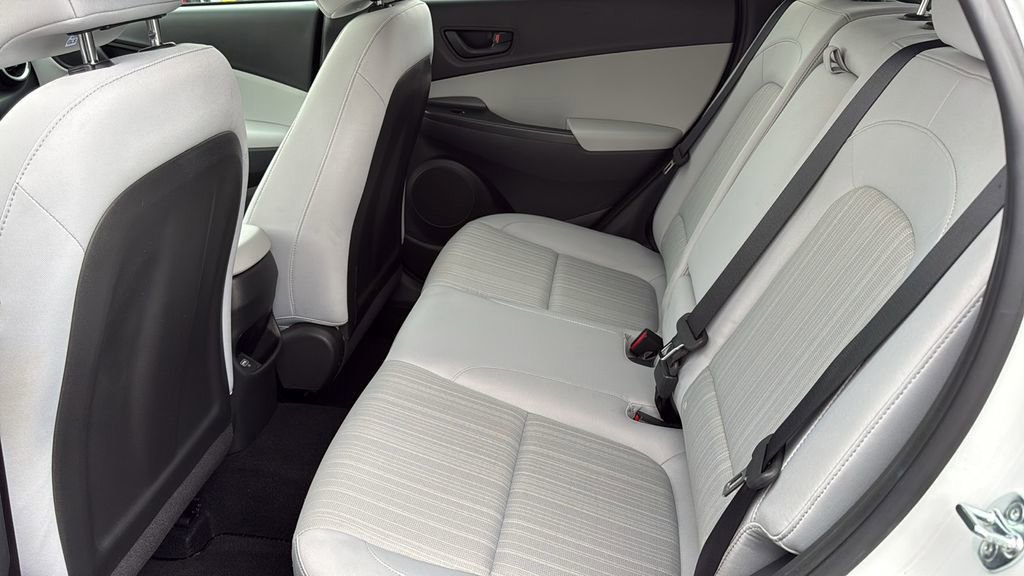 Used 2023 Hyundai Kona SEL w/ Cargo Package image 11