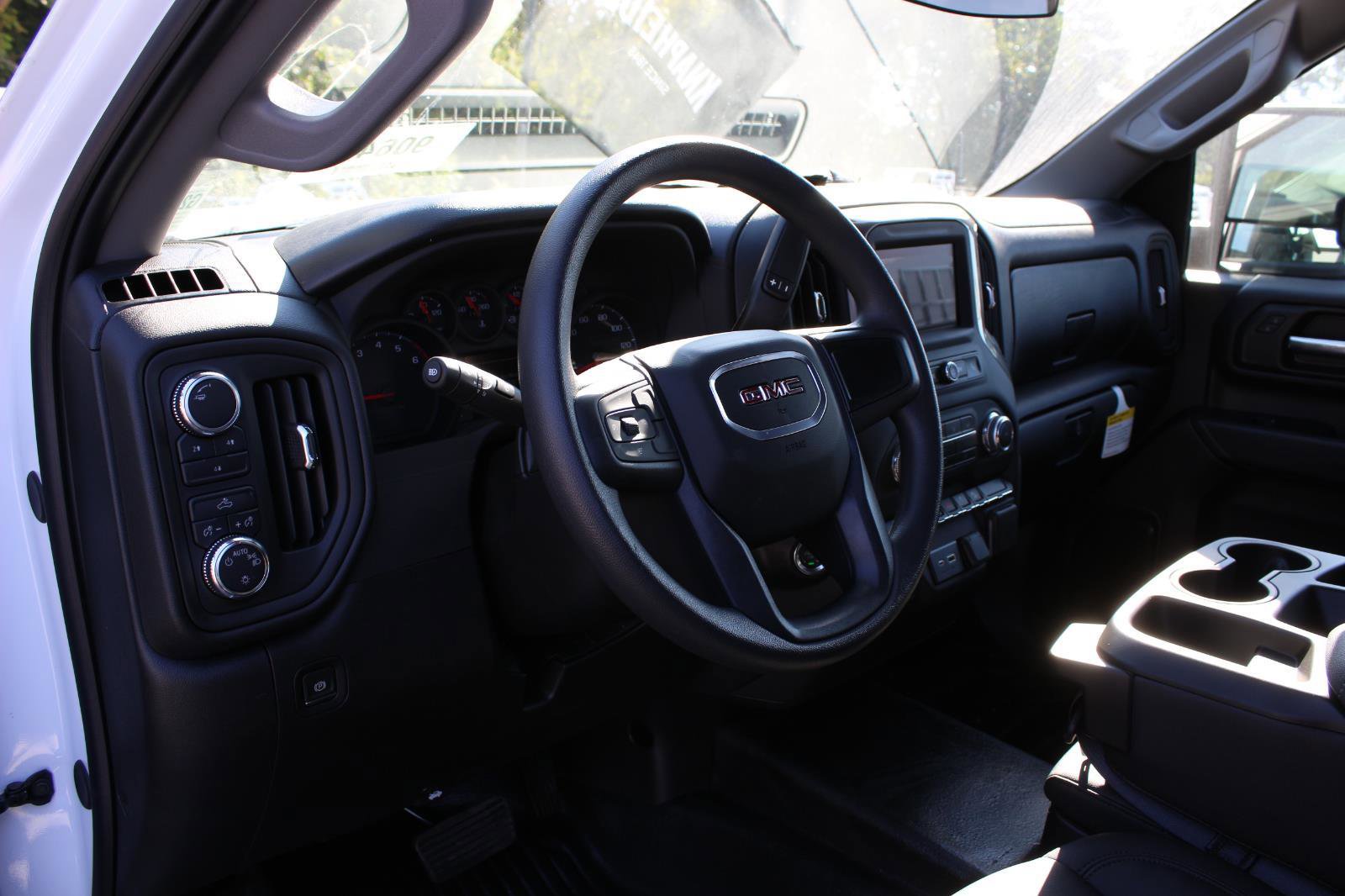 New 2025 GMC Sierra 2500 Pro w/ Convenience Package image 14