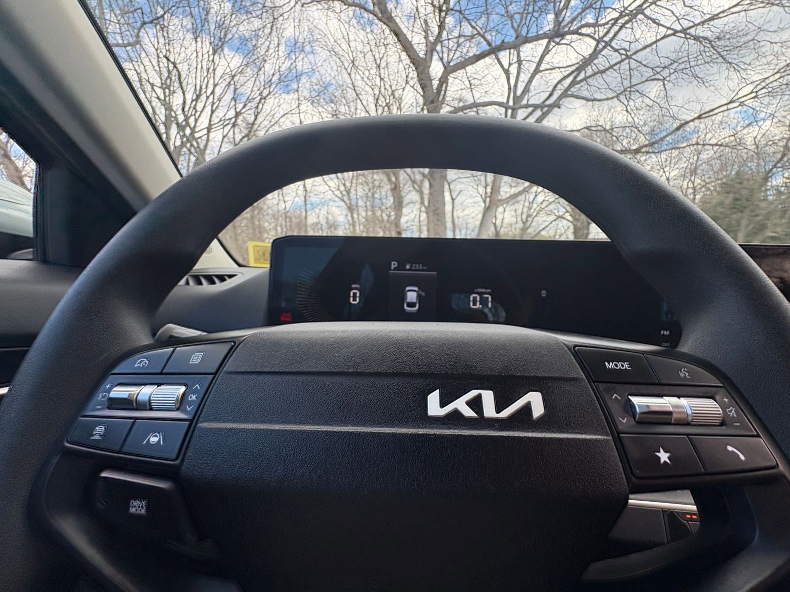 Used 2025 Kia K4 FWD image 25