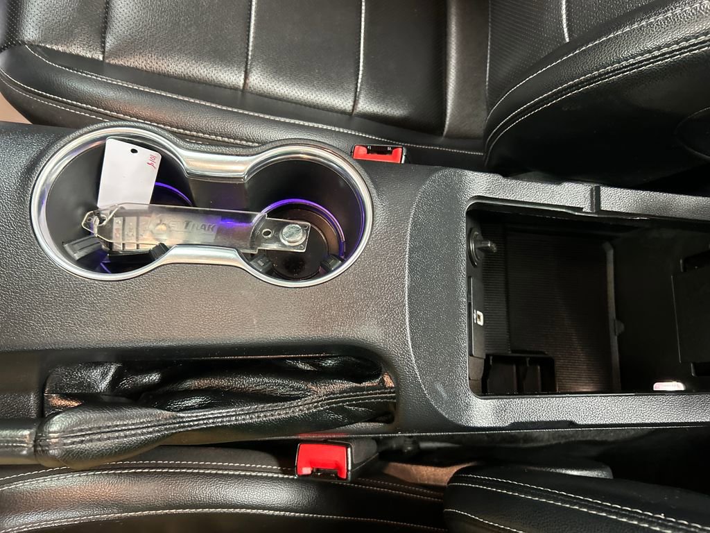 Used 2021 Ford Mustang Premium image 20