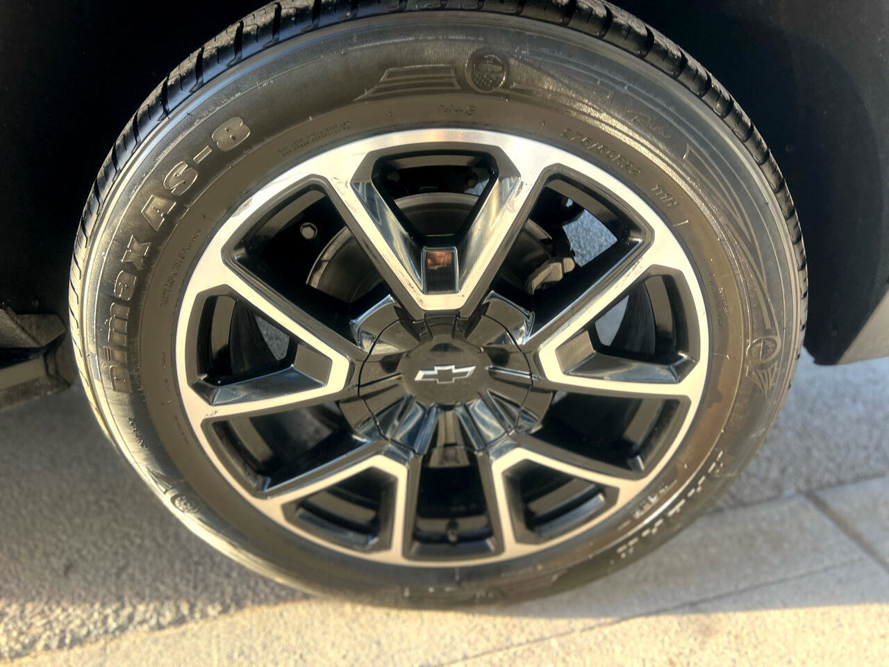 Used 2023 Chevrolet Suburban RST w/ Luxury Package image 33