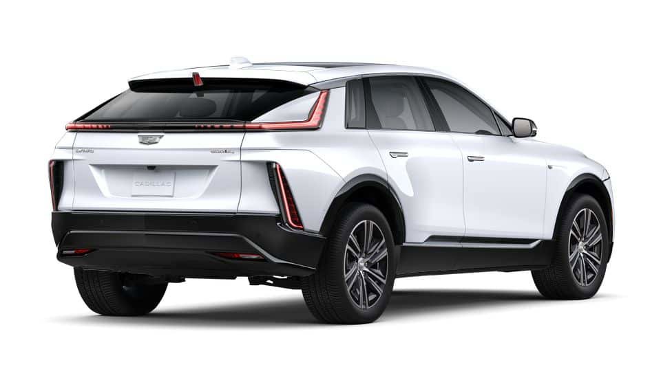 New 2026 Cadillac Lyriq Luxury w/ LPO, Floor Liner Package AWD/4WD image 20